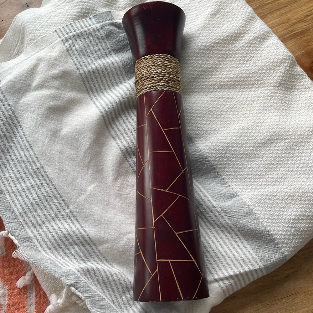 Mango wood decorative piece
